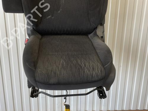 Left front seat CITROËN C3 Picasso (SH_) 1.6 HDi | BP27637443C15 - Image 5
