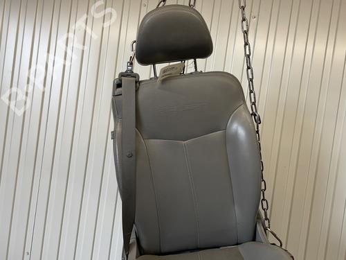Used Right front seat Right front seat CHRYSLER SEBRING Convertible (JS) 2.0 CRD (140 hp) 25893203 25893203