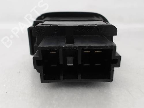Used Right front window switch Right front window switch CITROËN C3 I (FC_, FN_) 1.4 HDi (68 hp) 22099813 22099813