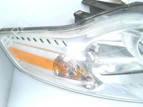 Used Right headlight Right headlight FORD MONDEO IV (BA7) 1.8 TDCi (125 hp) 30088107 30088107