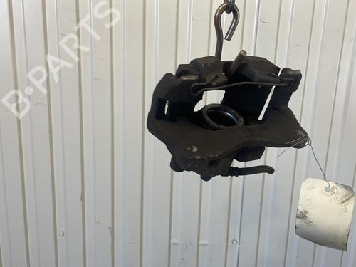 left-front-brake-caliper-toyota-yaris-_p13_-2010-2011-2012-2013-2014-2015-2016-2017-2018-2019-2020-30851884 main image