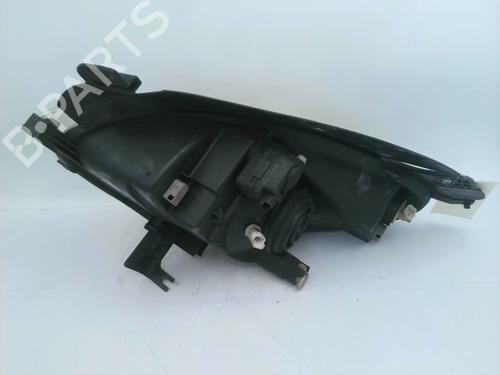 Right headlight CITROËN XSARA PICASSO (N68) 2.0 HDi | BP28325819C29 