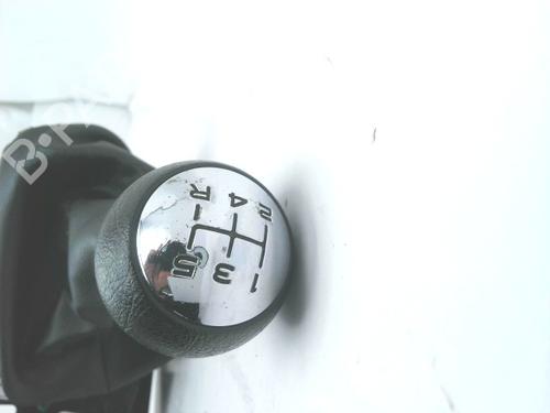 Gear lever CITROËN C3 II (SC_) 1.2 VTi 82 | BP29599878M90  - Image 5