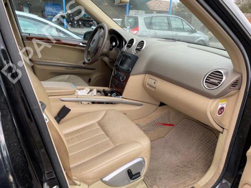 Front right exterior door handle MERCEDES-BENZ M-CLASS (W164) ML 320 CDI 4-matic (164.122) | BP20913325C129 