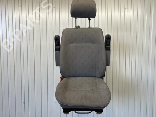 Used Left front seat VW TRANSPORTER T4 Van (70A, 70H, 7DA, 7DH) 2.5 TDI (102 hp) 29204789