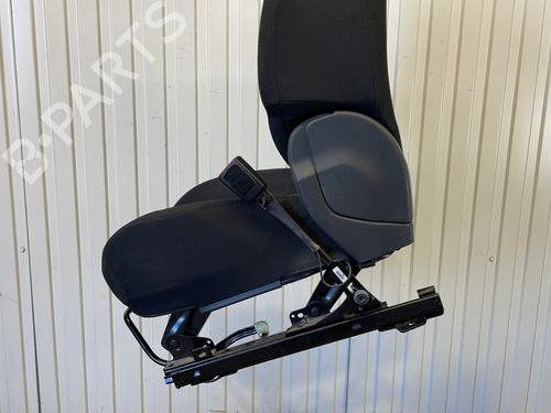 Used Right front seat Right front seat PEUGEOT 3008 I MPV (0U_) 1.6 HDi (114 hp) 32271839 32271839