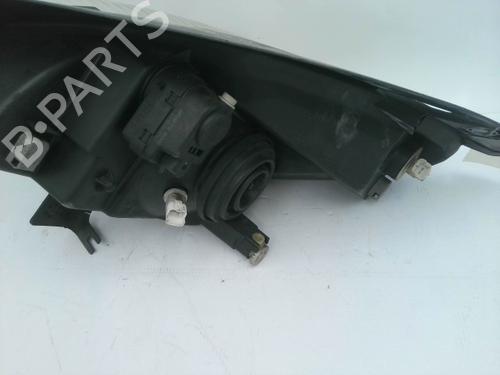 Right headlight CITROËN XSARA PICASSO (N68) 2.0 HDi | BP28325819C29 