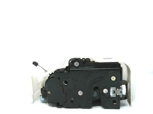 Rear right lock VW TOURAN (1T1, 1T2) 1.9 TDI | BP28817720C99 