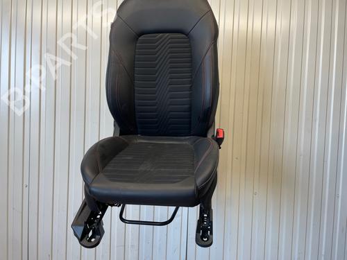 Right front seat FORD PUMA (J2K, CF7) 1.0 EcoBoost mHEV | BP35993782C16 - Image 7