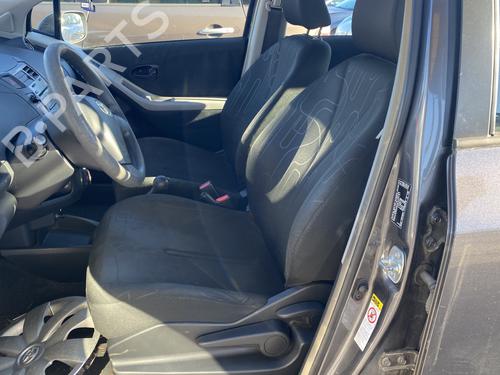 Left front window switch TOYOTA YARIS (_P9_) 1.0 VVT-i (KSP90_, KSP90R) | BP23795644I27 - Image 6