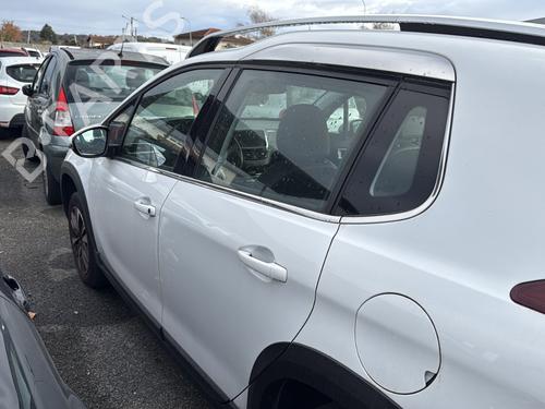 Right front seat PEUGEOT 2008 I (CU_) 1.2 THP 110 / PureTech 110 | BP30396760C16 - Image 14