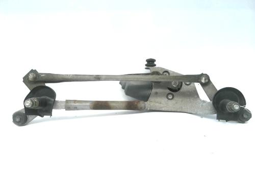 Used Front wiper motor Front wiper motor TOYOTA YARIS (_P9_) 1.4 D-4D (NLP90_, NLP90R) (90 hp) 32984117 32984117