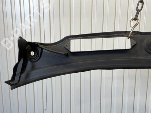 Used Scuttle panel Scuttle panel BMW X1 (E84) xDrive 20 d (177 hp) 27221172 27221172