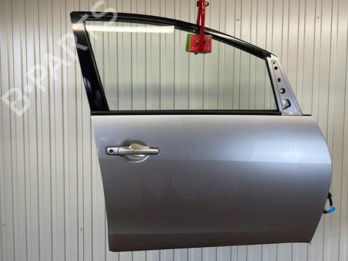 Used Right front door MITSUBISHI GRANDIS (NA_W) 2.4 MIVEC (NA4W) (165 hp) 22316797