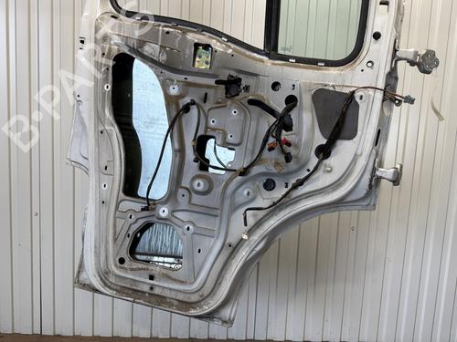 Left front door RENAULT MASTER II Van (FD) 2.5 dCi | BP26008315C2 