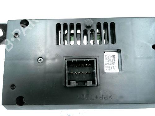 display-monitor-subaru-forester-sj_-2012-24409239 main image