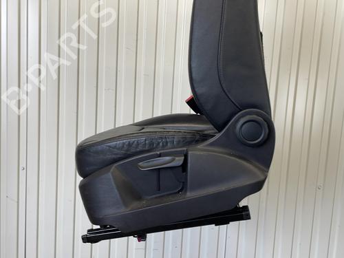 Used Left front seat Left front seat AUDI Q5 (8RB) 2.0 TDI quattro (170 hp) 27699939 27699939