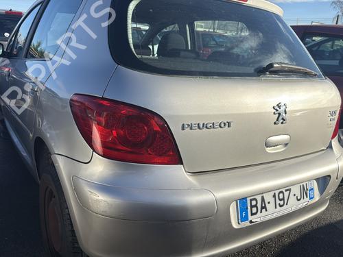 Right taillight PEUGEOT 307 (3A/C) 1.6 HDi | BP31833457C35