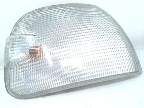 Used Right front indicator VW TRANSPORTER T4 Van (70A, 70H, 7DA, 7DH) 2.5 TDI (102 hp) 31062256