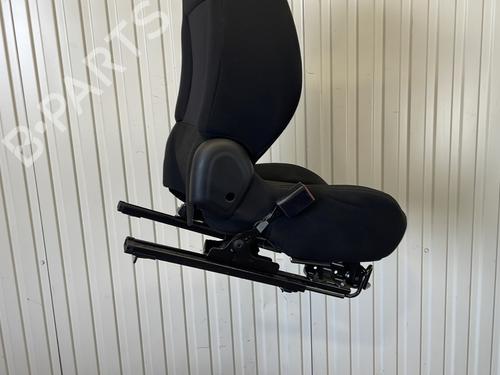 Used Left front seat Left front seat PEUGEOT 208 I (CA_, CC_) 1.4 HDi (68 hp) 28965469 28965469