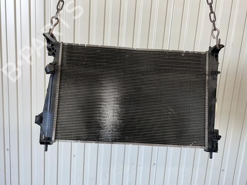 water-radiator-alfa-romeo-giulietta-940_-2010-2011-2012-2013-2014-2015-2016-2017-2018-2019-2020-26686113 main image