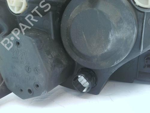 Left headlight FIAT GRANDE PUNTO (199_) 1.3 D Multijet | BP27837974C28