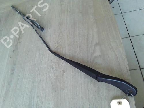 Used Front windshield wiper arm DACIA SANDERO III 1.0 SCe 65 (67 hp) 20917189