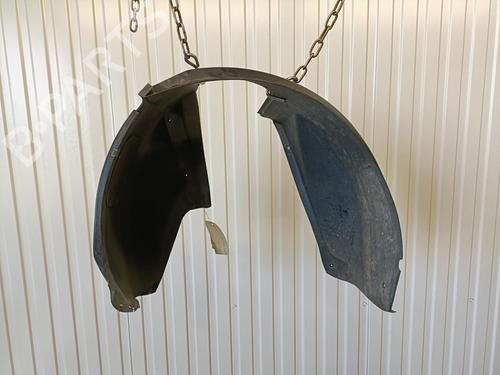 wheel-arch-bluecar-blueutility-2011-33432600 main image