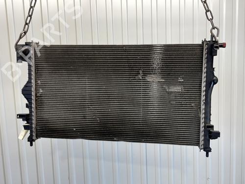 Used Water radiator Water radiator OPEL INSIGNIA A (G09) 2.0 CDTI (68) (110 hp) 22887528 22887528