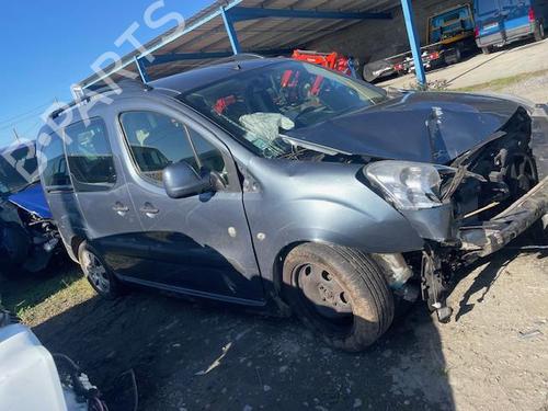 Interior roof light PEUGEOT PARTNER Tepee 1.6 HDi 90 | BP28817716I8  - Image 9