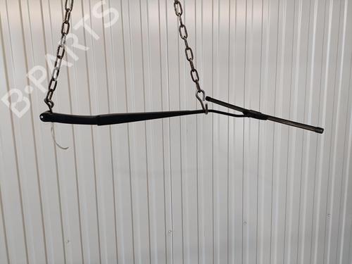 Front windshield wiper arm RENAULT KADJAR (HA_, HL_) 1.6 dCi 130 (HLA4) | BP20912744C143 