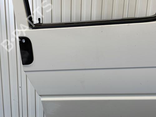 Right front door VW TRANSPORTER T4 Van (70A, 70H, 7DA, 7DH) 2.5 TDI | BP25484341C3 