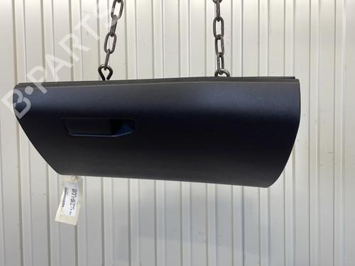 glove-box-peugeot-308-ii-lb_-lp_-lw_-lh_-l3_-2013-2014-2015-2016-2017-2018-2019-2020-2021-29014264 main image