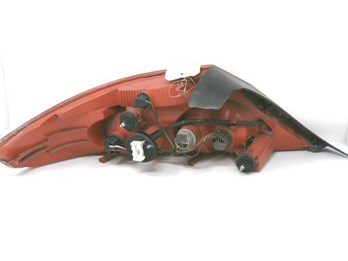 right-taillight-peugeot-407-coupe-6c_-2005-34163946 main image