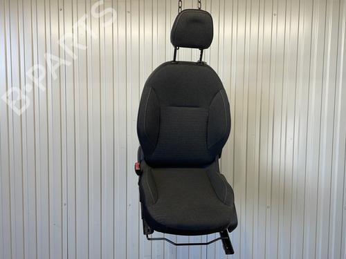 Sæde venstre fortil CITROËN C3 II (SC_) 1.2 VTi 82 (82 hp) 29599866