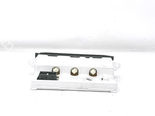 display-monitor-peugeot-1007-km_-2005-33948030 main image