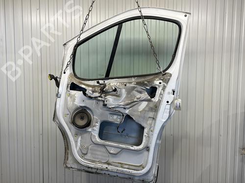 Used Right front door RENAULT TRAFIC II Van (FL) 2.0 dCi 115 (FL01, FL0U) (114 hp) 22101111