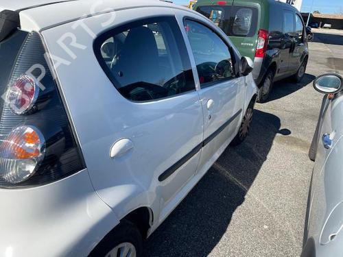 Left front seat CITROËN C1 (PM_, PN_) 1.0 | BP30004029C15 - Image 20