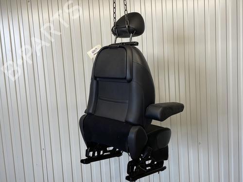 Left front seat CITROËN C3 Picasso (SH_) 1.6 HDi 110 | BP23796152C15  - Image 6