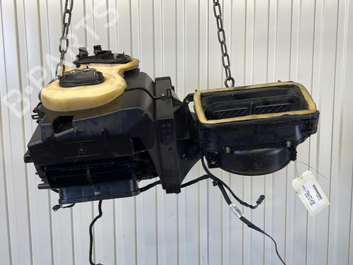 Used Heater matrix box Heater matrix box SEAT IBIZA IV SC (6J1, 6P5) 1.2 TSI (90 hp) 31280180 31280180