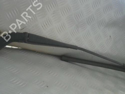Used Front windshield wiper arm MERCEDES-BENZ B-CLASS Sports Tourer (W245) B 200 CDI (245.208) (140 hp) 22098864