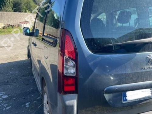 Interior roof light PEUGEOT PARTNER Tepee 1.6 HDi 90 | BP28817716I8 - Image 4