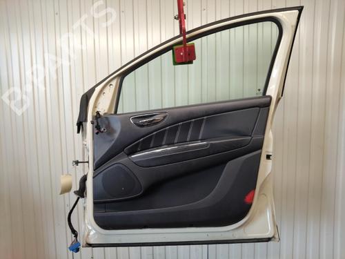 right-front-door-lancia-delta-iii-844_-2008-2009-2010-2011-2012-2013-2014-39395220 main image