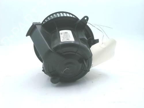 Heater blower motor CITROËN C3 II (SC_) 1.2 VTi 82 | BP29599881M62 - Image 4