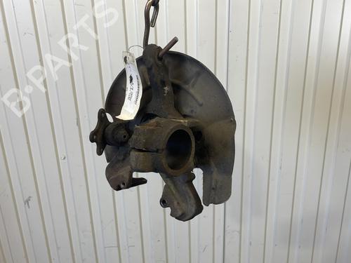 Used Left front steering knuckle Left front steering knuckle SEAT IBIZA III (6L1) 1.9 TDI (100 hp) 33536275 33536275