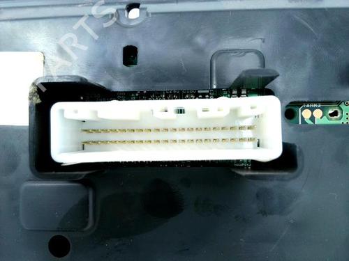 Used Instrument cluster Instrument cluster NISSAN JUKE (F15) 1.5 dCi (110 hp) 20915878 20915878