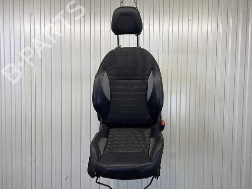 Right front seat PEUGEOT 2008 I (CU_) 1.2 VTi | BP33724040C16 - Image 11