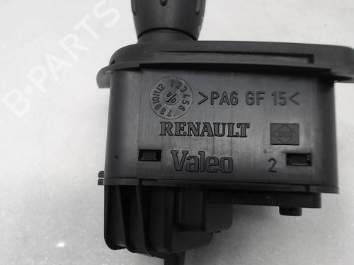 Used Switch RENAULT SCÉNIC II (JM0/1_) 1.5 dCi (JM1E, JM16) (106 hp) 22099918
