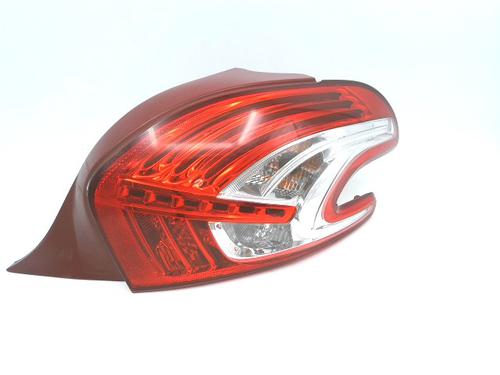 Right taillight PEUGEOT 208 I (CA_, CC_) 1.2 VTI 82 | BP27338501C35 