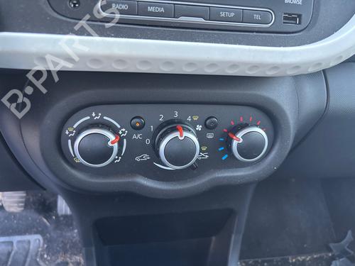 Dashboard RENAULT TWINGO III (BCM_, BCA_) 1.0 SCe 70 | BP39414886C46 - Image 32
